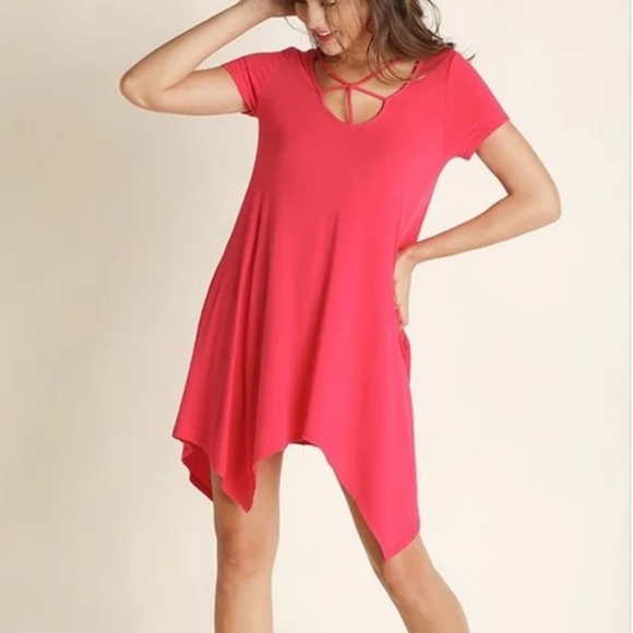 FINAL SALE 🆕🌿CAGED FRONT TUNIC🌿 - Picture 1 of 2